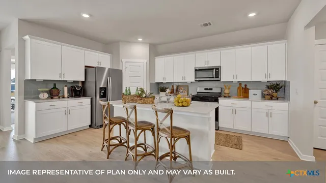 $437,990 | 484 Kolbo Crossing Drive, Lockhart, TX 78644