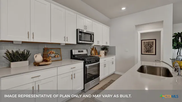 $437,990 | 484 Kolbo Crossing Drive, Lockhart, TX 78644