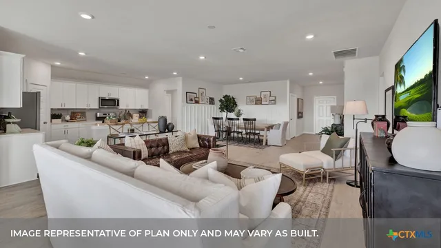 $437,990 | 484 Kolbo Crossing Drive, Lockhart, TX 78644