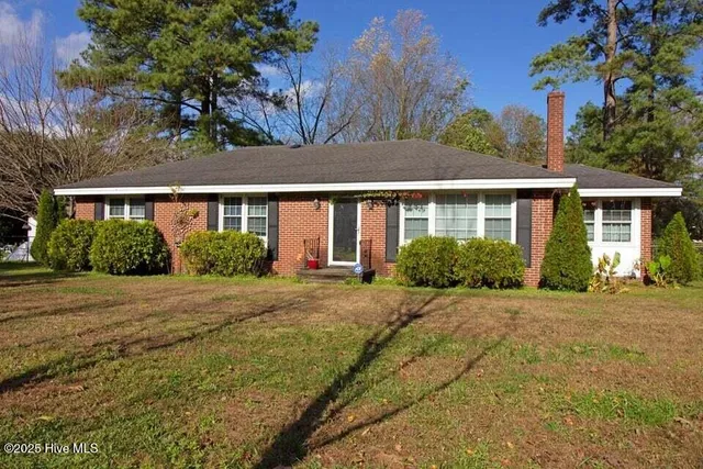 $189,900 | 407 South Jefferson Avenue, Goldsboro, NC 27530
