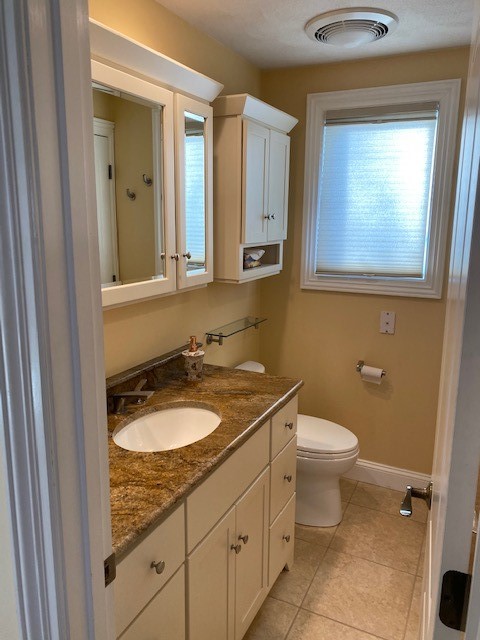 72 Weekapaug Road Westerly, RI 02891 - Photo 23 of 48 1St Floor Full Bath/En-Suite w/ 1St Floor Bedroom