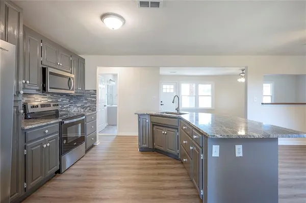 $339,900 | 1129 Northwest Us 50 Highway, Centerview, MO 64019