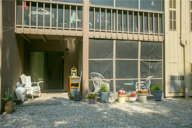 $239,900 | 196 Old River Road, Unit 137, Lincoln, RI 02865