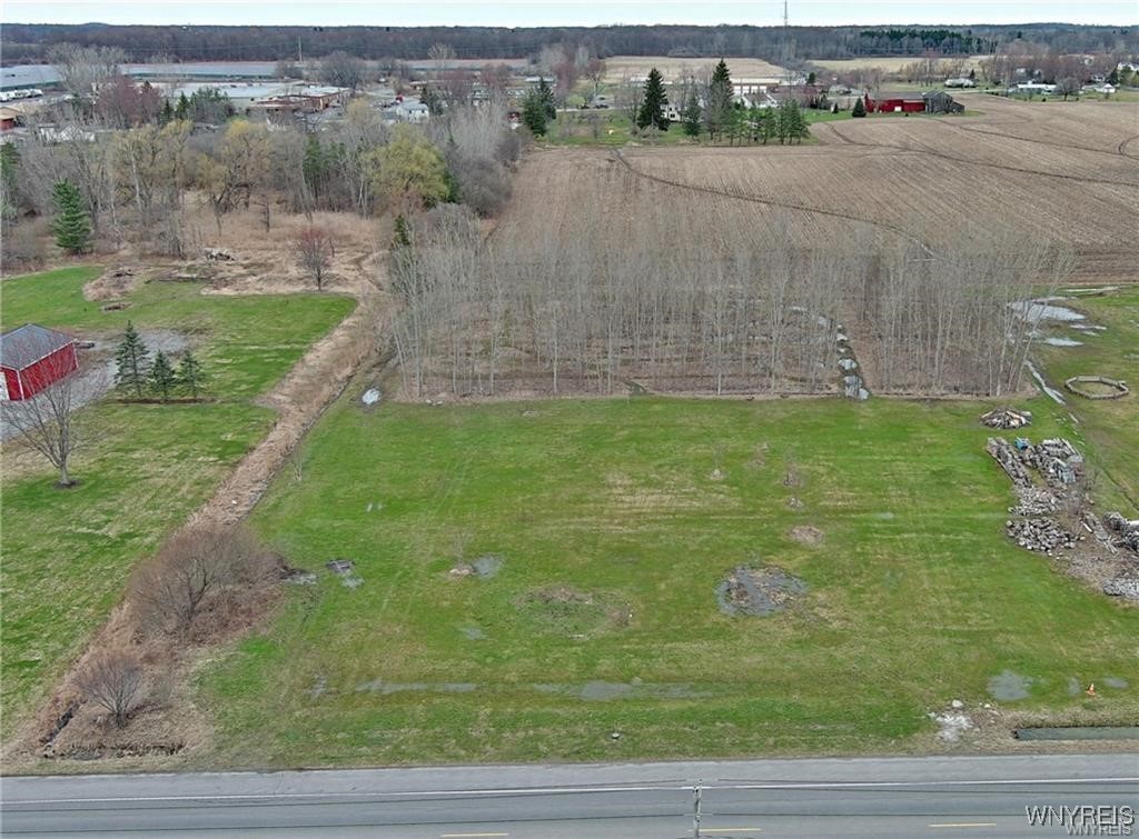 3719 Mapleton Road Wheatfield, NY 14132 - Photo 11 of 25