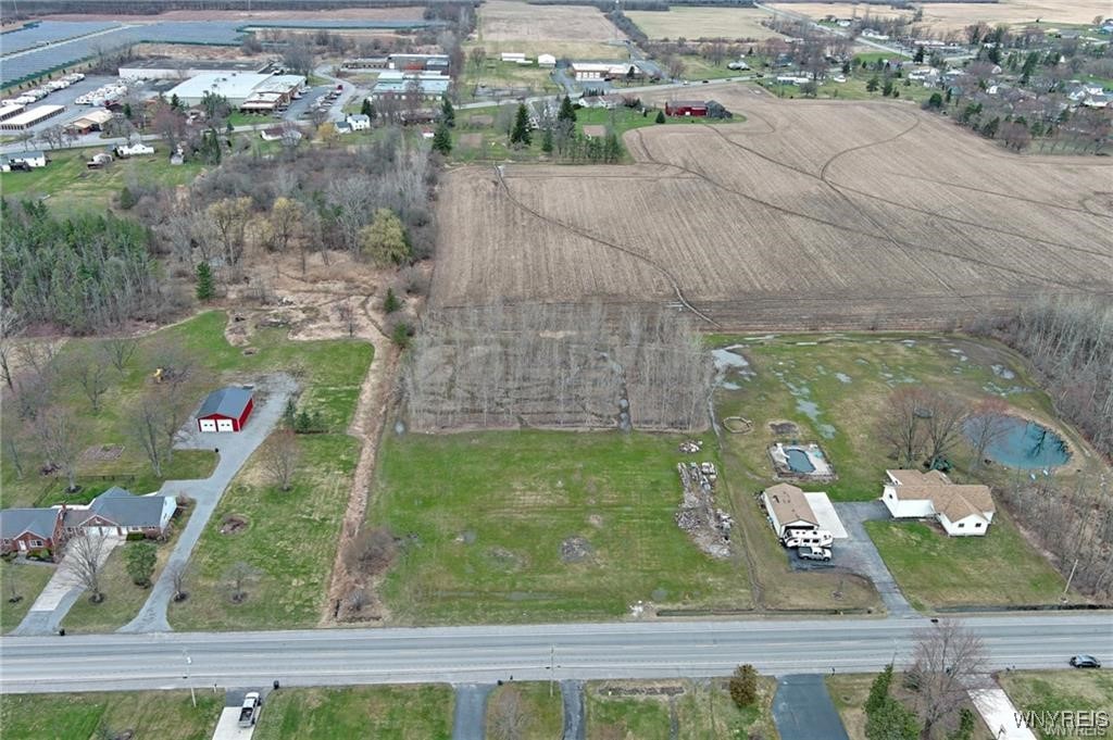 3719 Mapleton Road Wheatfield, NY 14132 - Photo 14 of 25