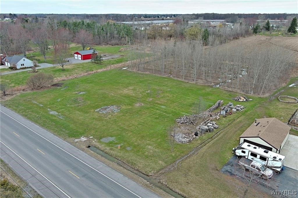 3719 Mapleton Road Wheatfield, NY 14132 - Photo 19 of 25