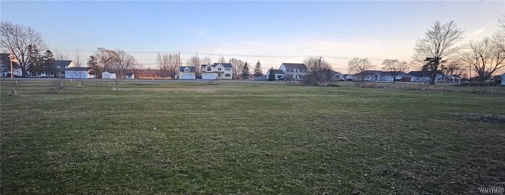 3719 Mapleton Road Wheatfield, NY 14132 - Photo 7 of 25