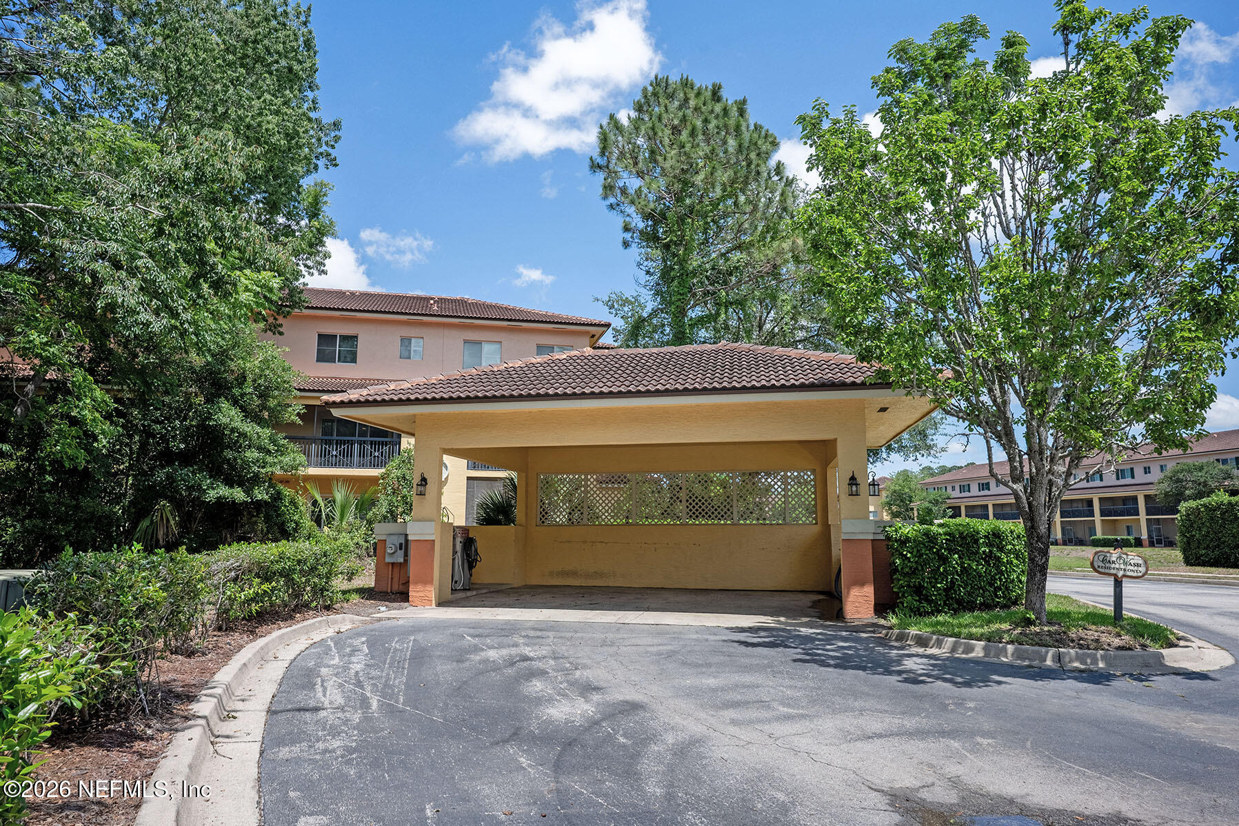9745 Touchton Road, Unit 2002 Jacksonville, FL 32246 - Photo 28 of 40 _DSC4225-HDR