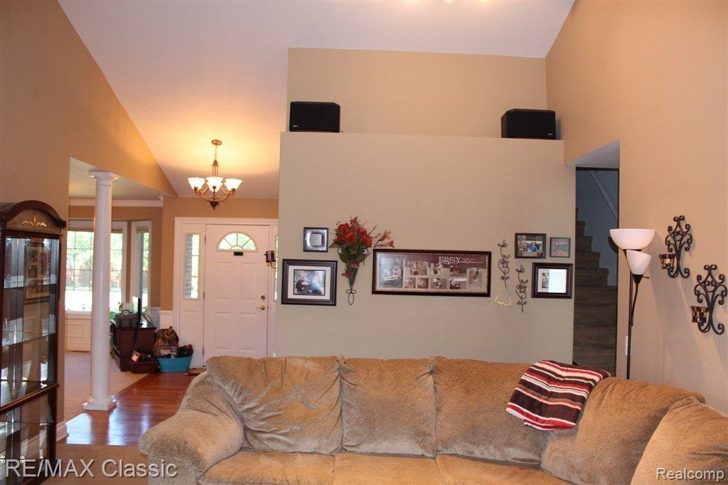1278 North Lilley Road Canton, MI 48187 - Photo 4 of 25 Great Room