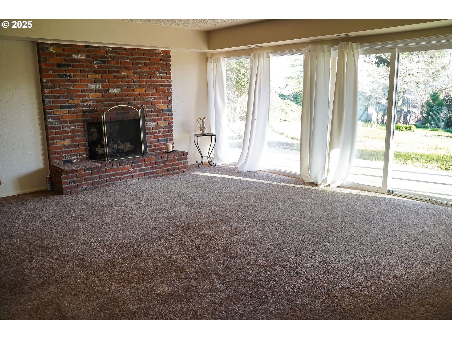 3676 Princeton Way Medford, OR 97504 - Photo 16 of 48