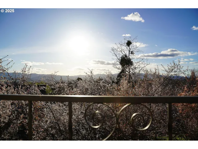 $579,000 | 3676 Princeton Way, Medford, OR 97504