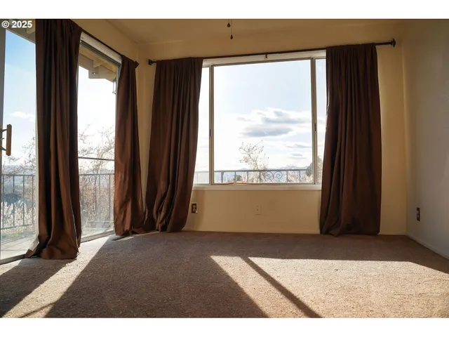 $579,000 | 3676 Princeton Way, Medford, OR 97504