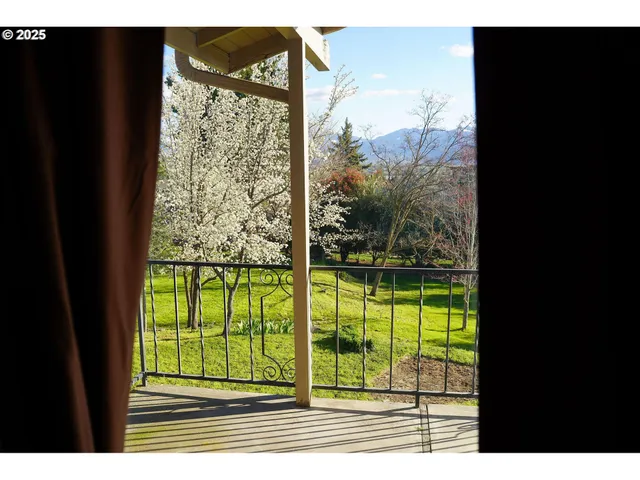 $579,000 | 3676 Princeton Way, Medford, OR 97504