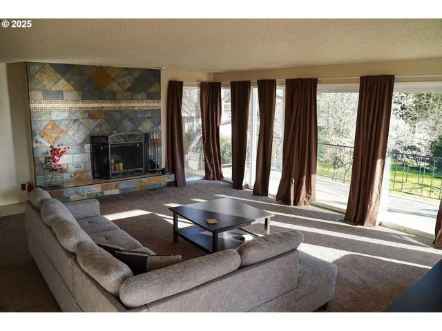 $579,000 | 3676 Princeton Way, Medford, OR 97504