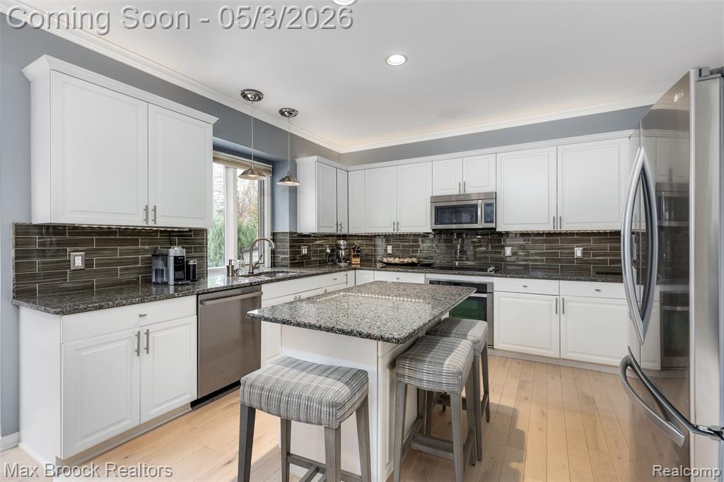 1440 Otter Drive Rochester, MI 48306 - Photo 18 of 71