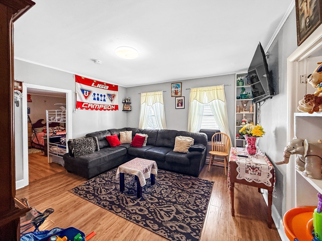 199 Franklin Street Fall River, MA 02720 - Photo 4 of 42