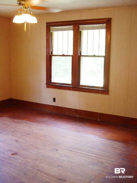 34205 West Barclay Avenue Lillian, AL 36549 - Photo 26 of 46 Master Bedroom
