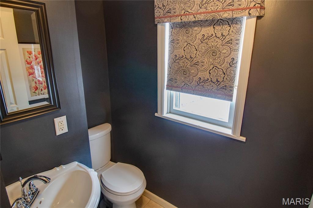 612 East 4th Street Alton, IL 62002 - Photo 18 of 35