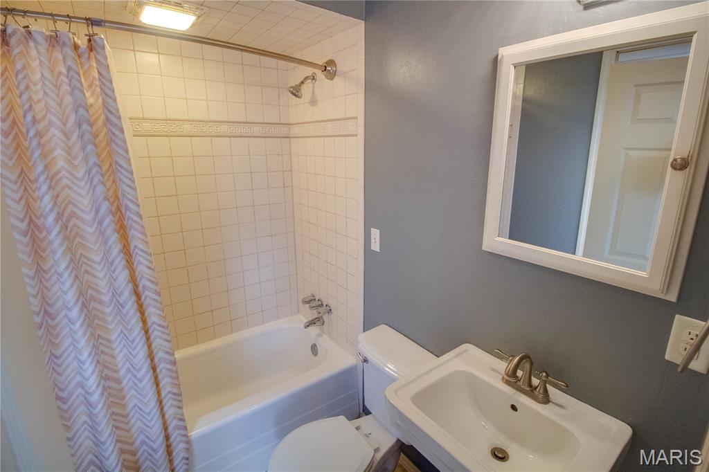 612 East 4th Street Alton, IL 62002 - Photo 27 of 35