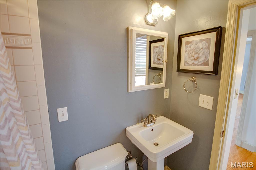 612 East 4th Street Alton, IL 62002 - Photo 28 of 35