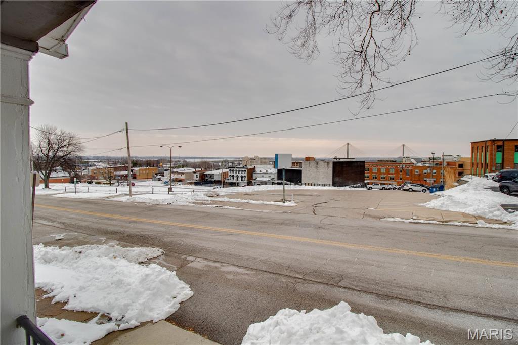 612 East 4th Street Alton, IL 62002 - Photo 5 of 35