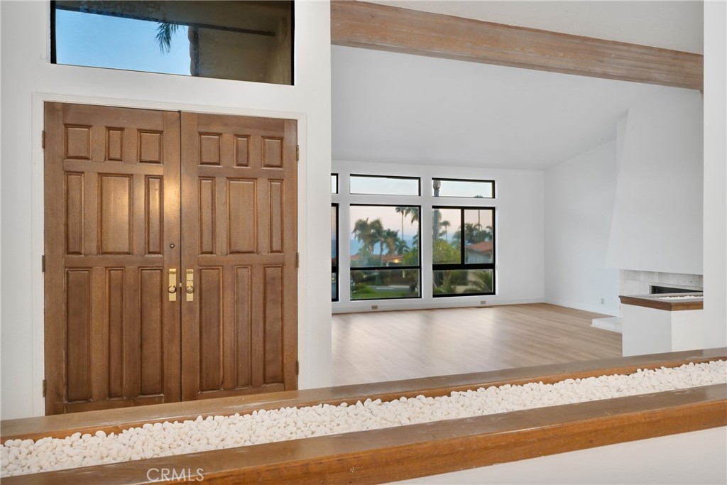 32701 Via Palacio Rancho Palos Verdes, CA 90275 - Photo 9 of 70