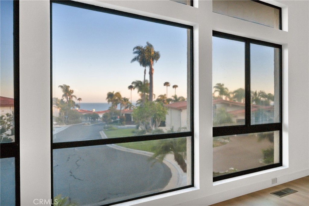 32701 Via Palacio Rancho Palos Verdes, CA 90275 - Photo 10 of 70