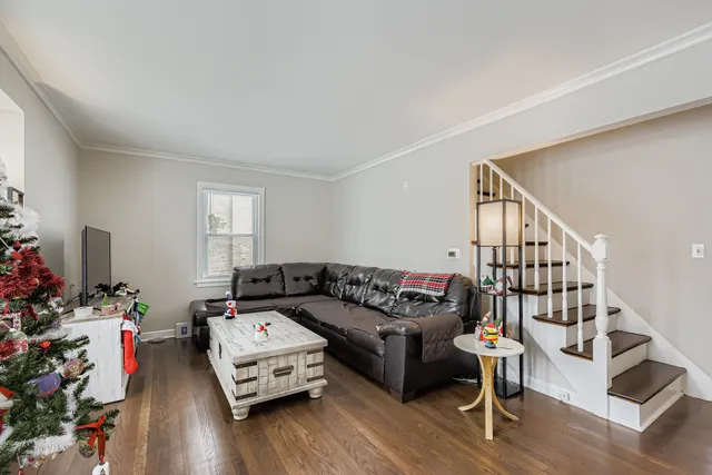 $375,000 | 1433 Bristol Avenue, Westchester, IL 60154