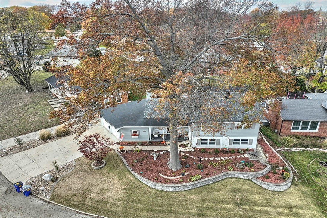 42 Eastmoreland Drive Decatur, IL 62521 - Photo 2 of 35