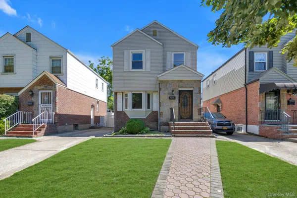 $975,000 | 45-47 166th Street | Flushing