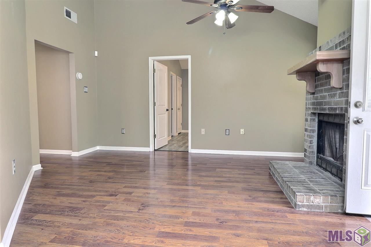 16475 Crepemyrtle Drive Baton Rouge, LA 70817 - Photo 10 of 23 Gallery Image 10