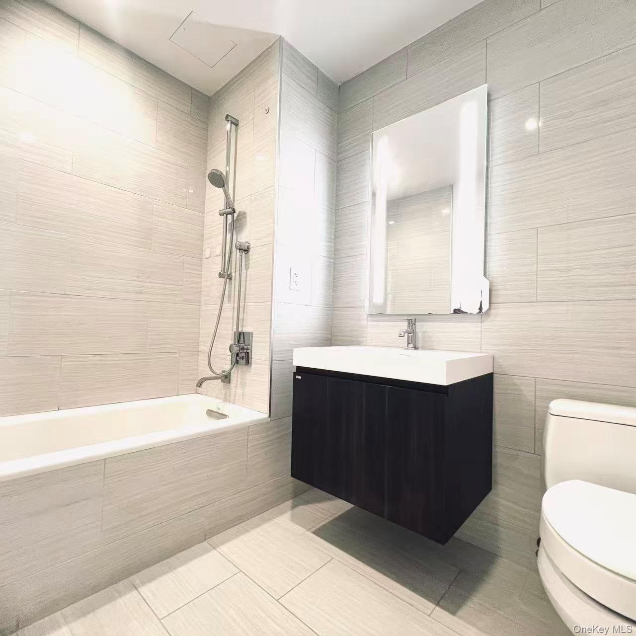 13105 40th Road, Unit 11M Queens, NY 11354 - Photo 12 of 21