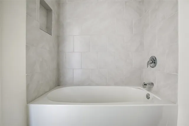 $1,750 | 18713 Quiet Range Drive, Elgin, TX 78621