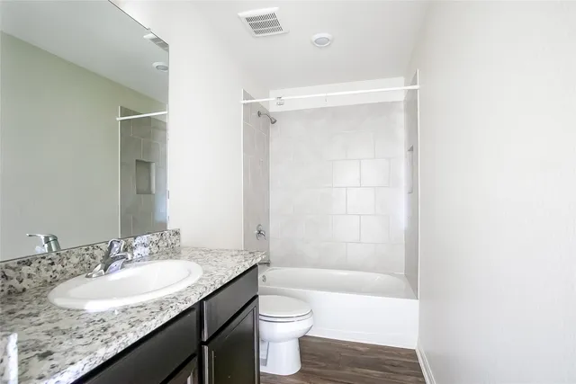 $1,750 | 18713 Quiet Range Drive, Elgin, TX 78621