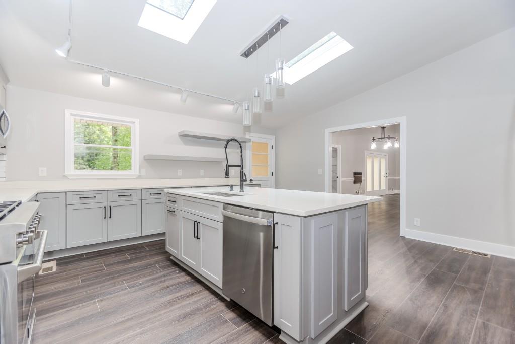 247 Old Timber Road Lawrenceville, GA 30046 - Photo 14 of 49