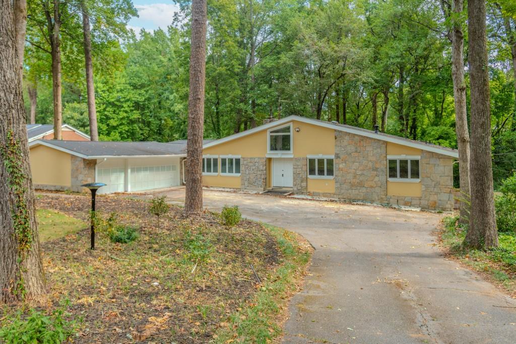 247 Old Timber Road Lawrenceville, GA 30046 - Photo 3 of 49