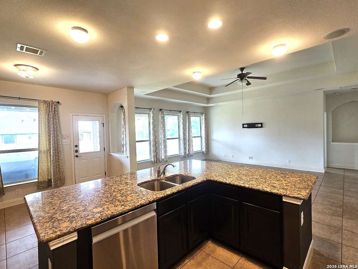 632 Perugia Cibolo, TX 78108 - Photo 4 of 54
