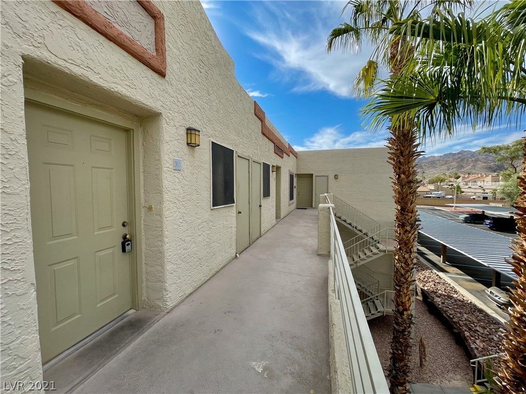 2064 Mesquite Lane, Unit 303 Laughlin, NV 89029 - Photo 3 of 25