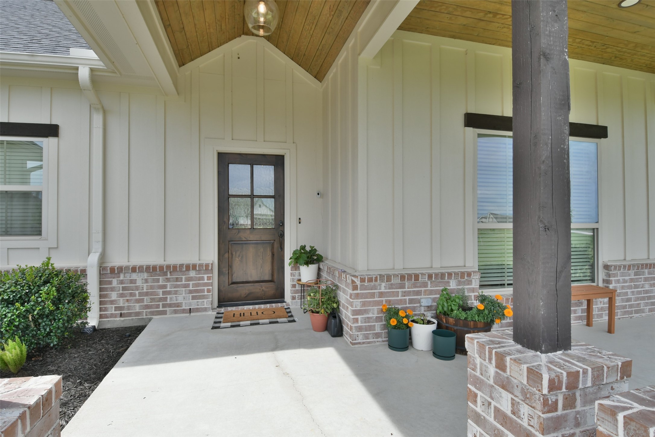 10371 Whiskey River Road Bryan, TX 77808 - Photo 3 of 22