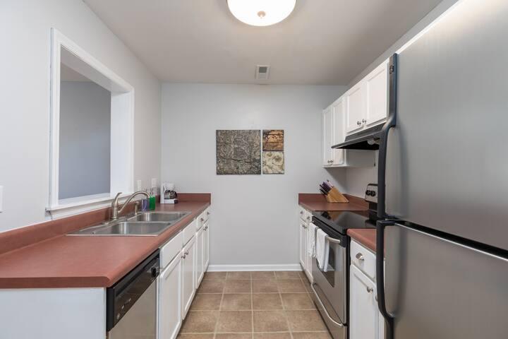 709 Vision Road Mount Pleasant, SC 29464 - Photo 11 of 25 Kitchen