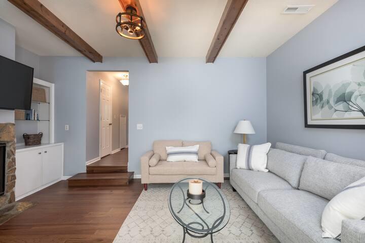 709 Vision Road Mount Pleasant, SC 29464 - Photo 12 of 25 Living Room 2