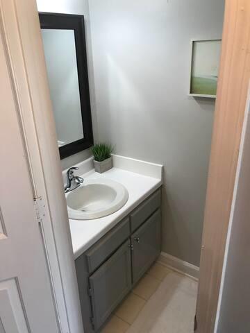 709 Vision Road Mount Pleasant, SC 29464 - Photo 16 of 25 Powder room