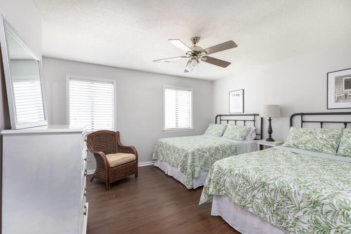 709 Vision Road Mount Pleasant, SC 29464 - Photo 20 of 25 Guest Bedroom 2