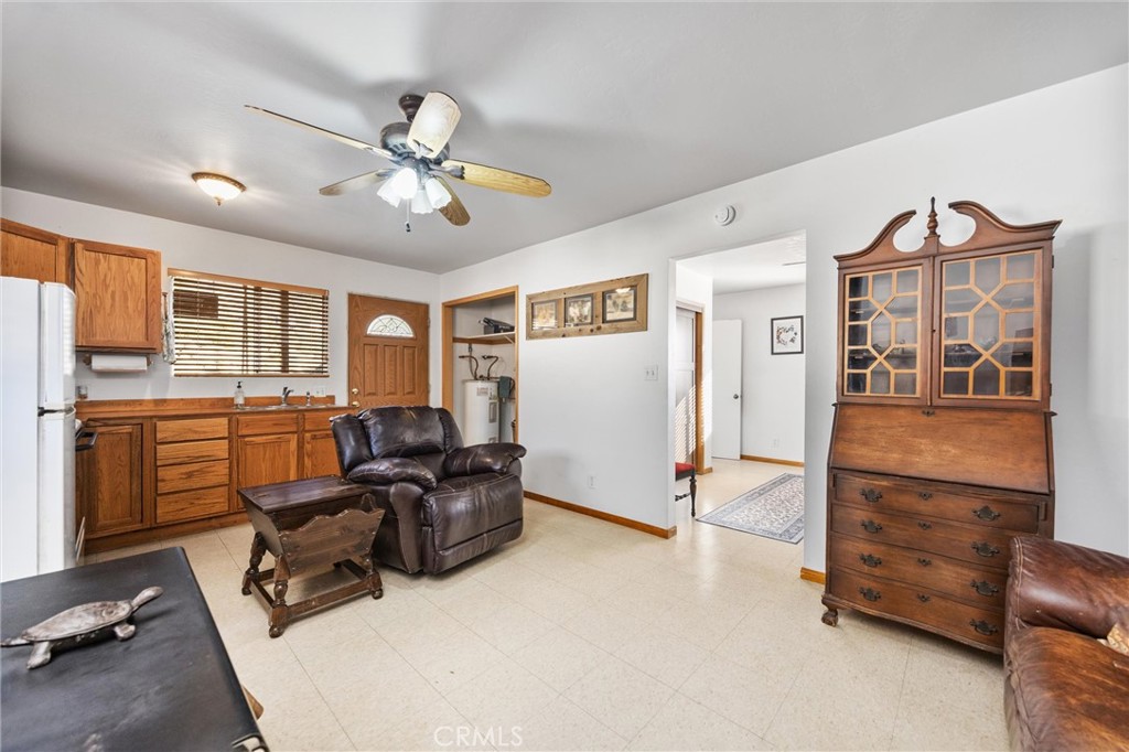 9990 Fay Ranch Road Weldon, CA 93283 - Photo 41 of 51 a room with furniture and window