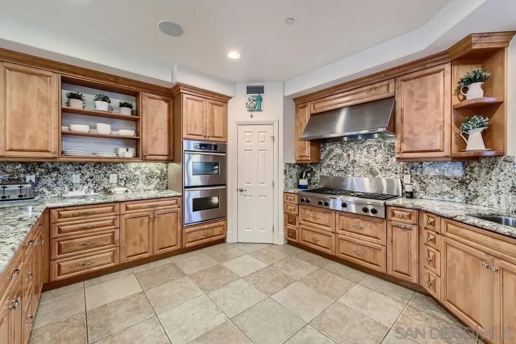 3345 Razuki Lane Jamul, CA 91935 - Photo 14 of 48 Gallery Image 14