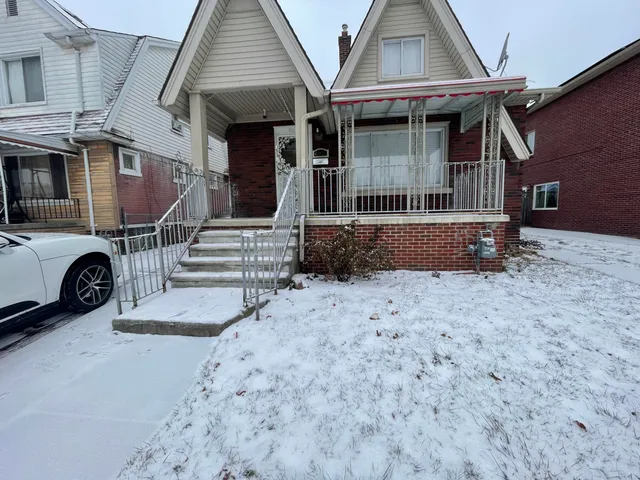 $389,900 | 6025 Ternes, Dearborn, MI 48126