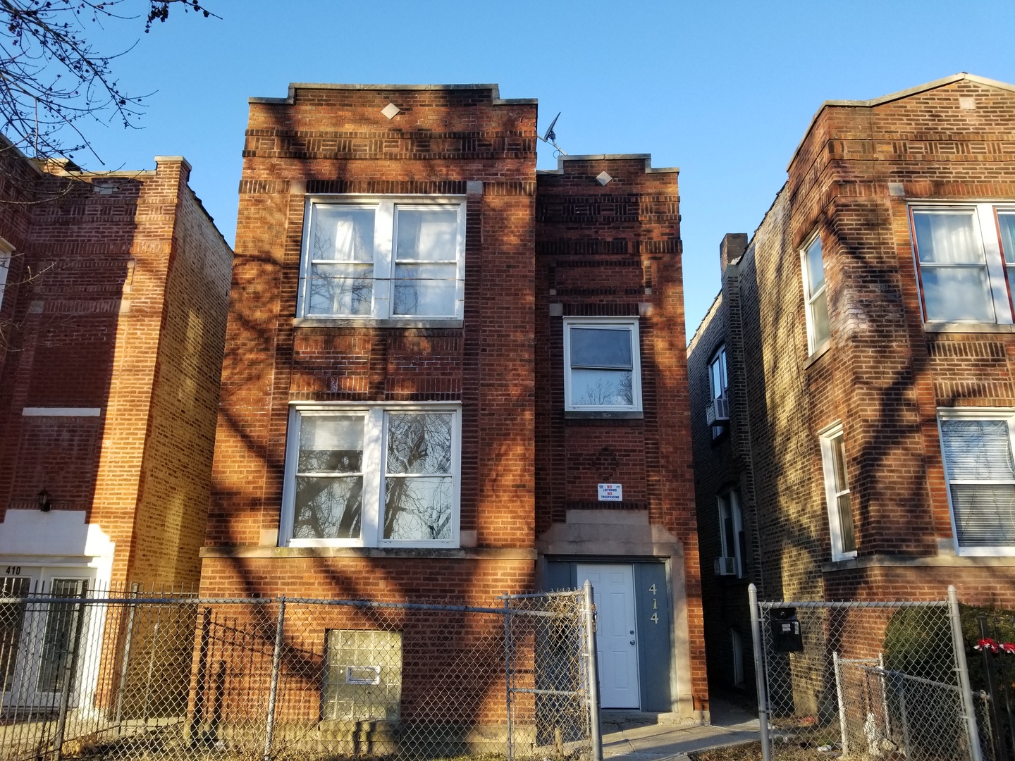 414 North Ridgeway Avenue Chicago, IL 60624 - Photo 1 of 7 Gallery Image 1