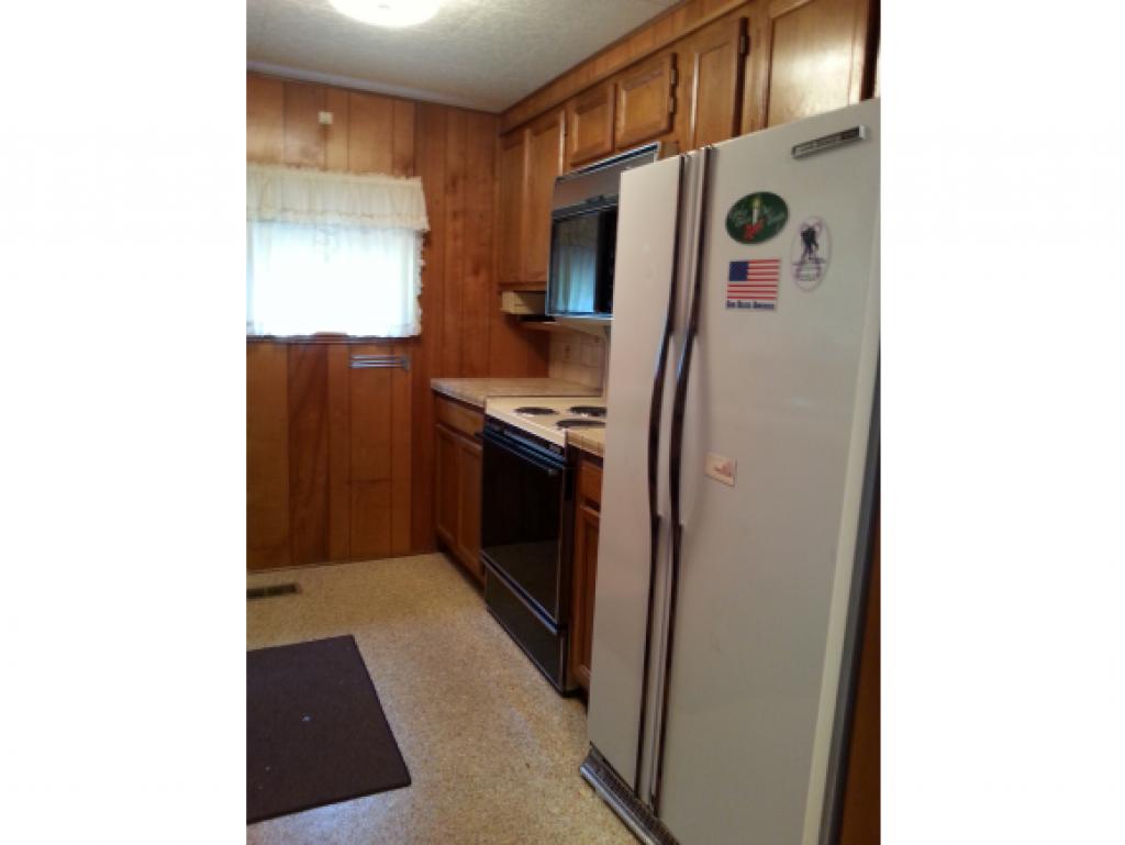 236 Stoneham Road Brookfield, NH 03872 - Photo 7 of 27