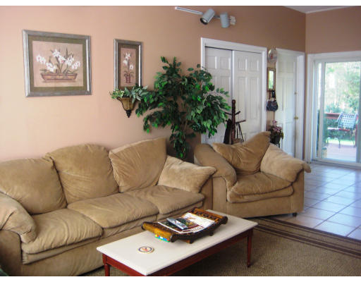 11 Deerfield Road Sharon, MA 02067 - Photo 2 of 10