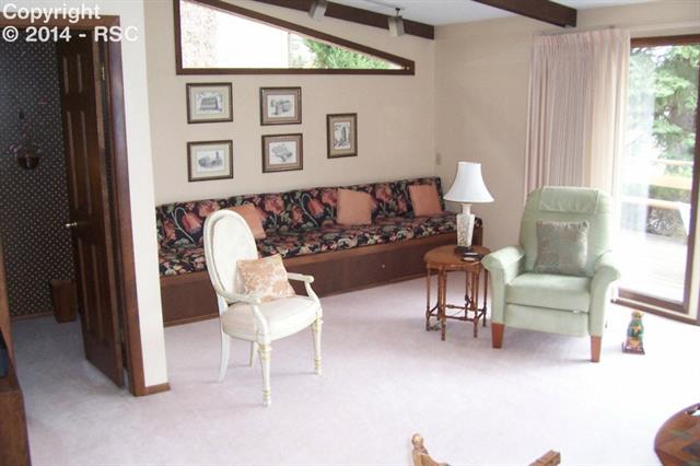 698 Gilcrest Road Colorado Springs, CO 80906 - Photo 7 of 12